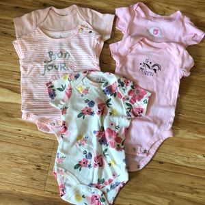 Bundle of 5 baby girl onesies size 3-6 months
